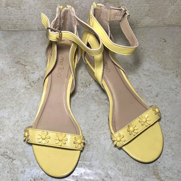 Soft Yellow Floral Wedge Sandals Ankle Strap Back Zipper Closure Summer Casual - Picture 1 of 8